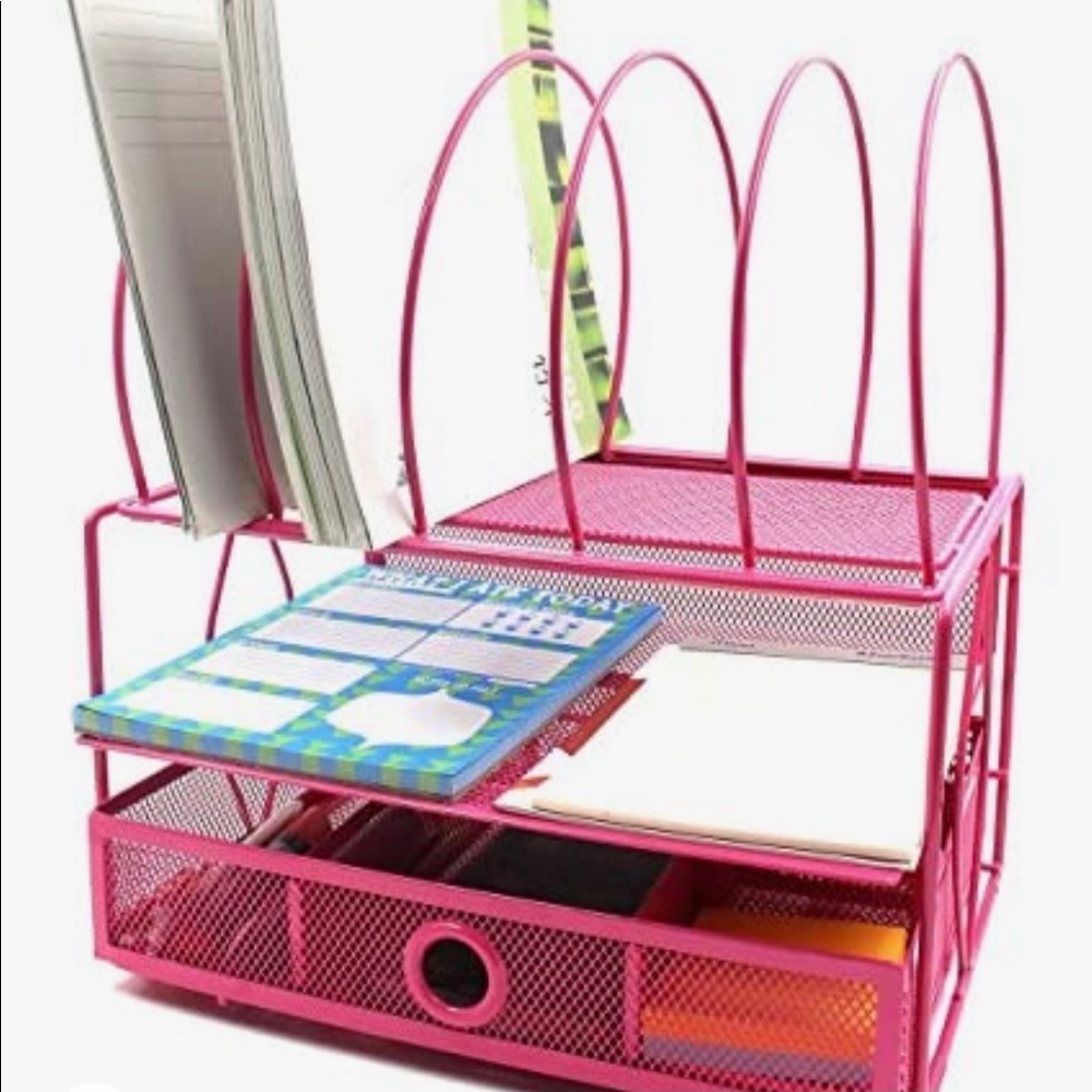 Desk organizer